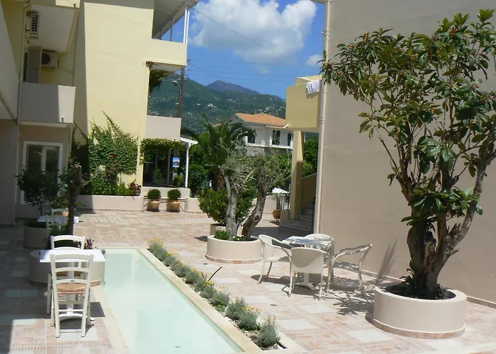 Happyland Appart hôtel