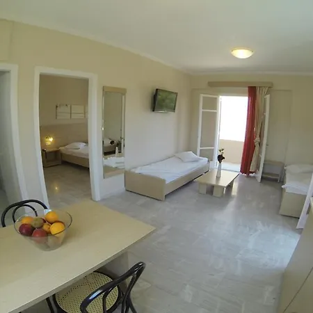 Aparthotel Happyland