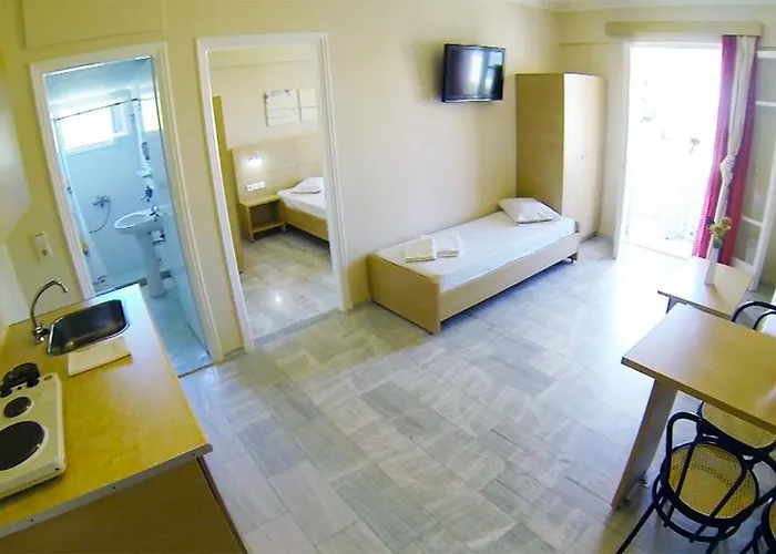 アパートホテル Happyland ニドリ